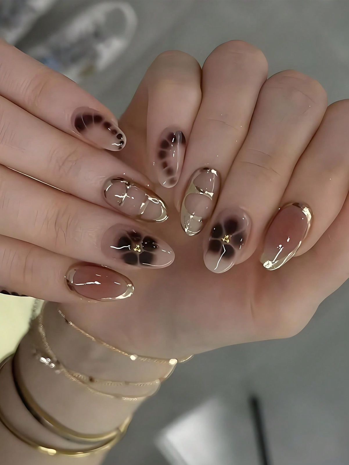 Uñas postizas