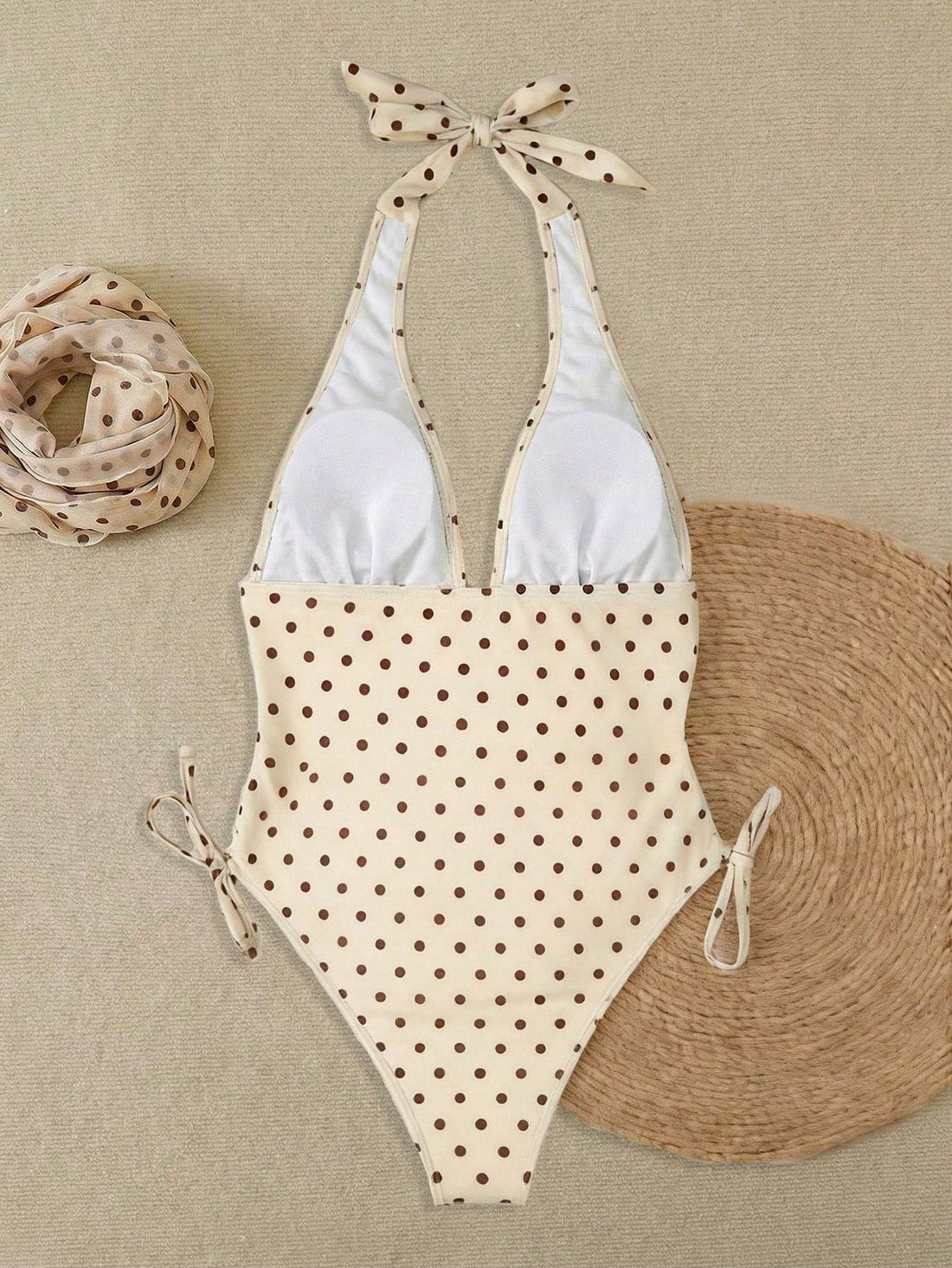 Traje de baño lunares