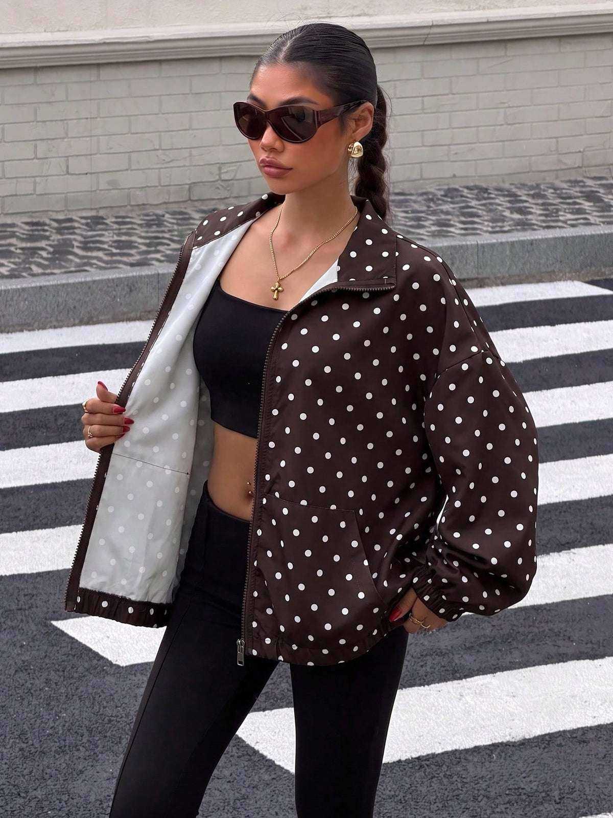Chaqueta marrón lunares