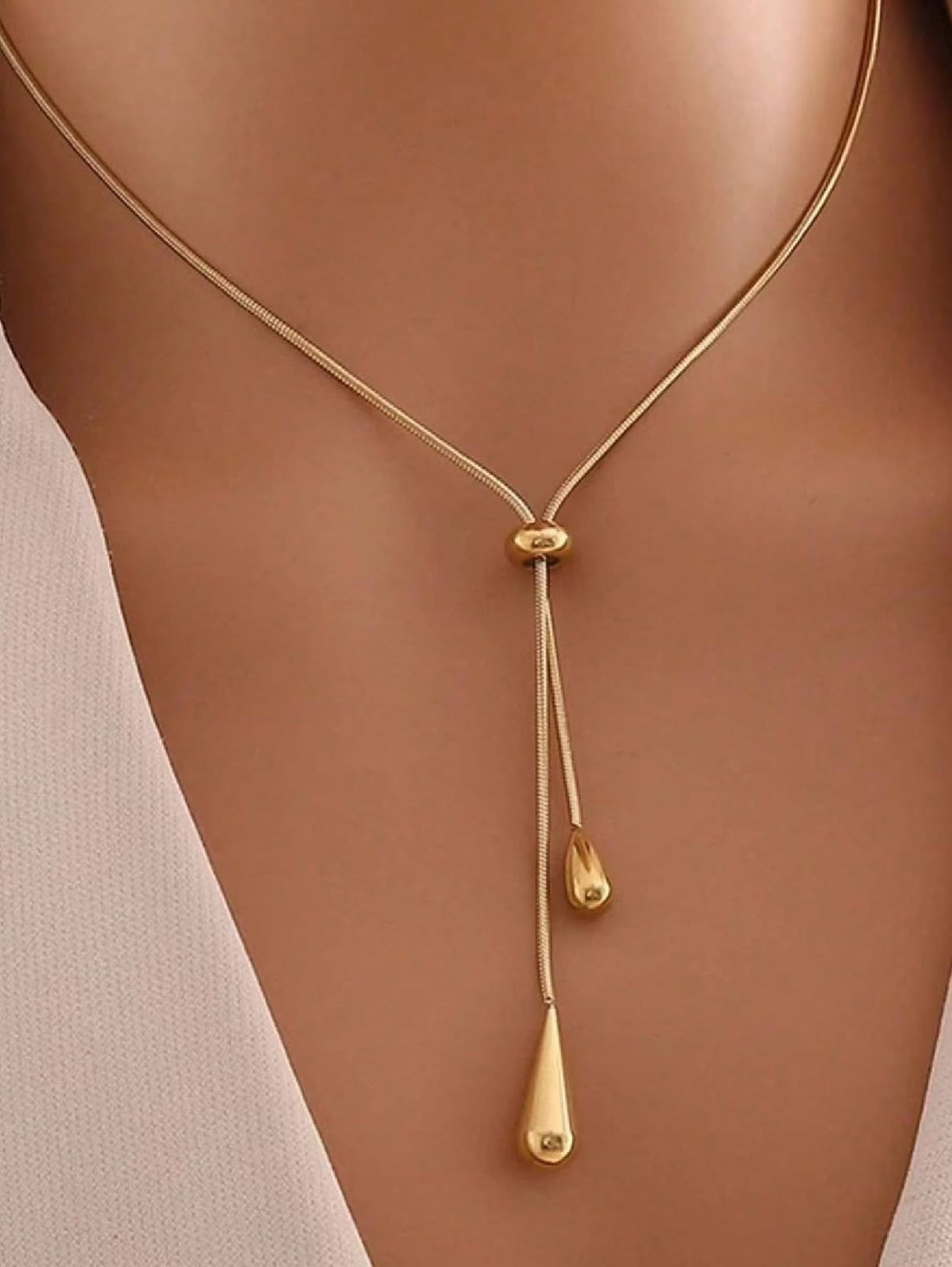Collar dorado