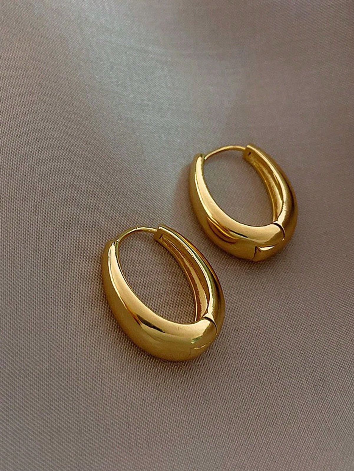 Aretes dorados